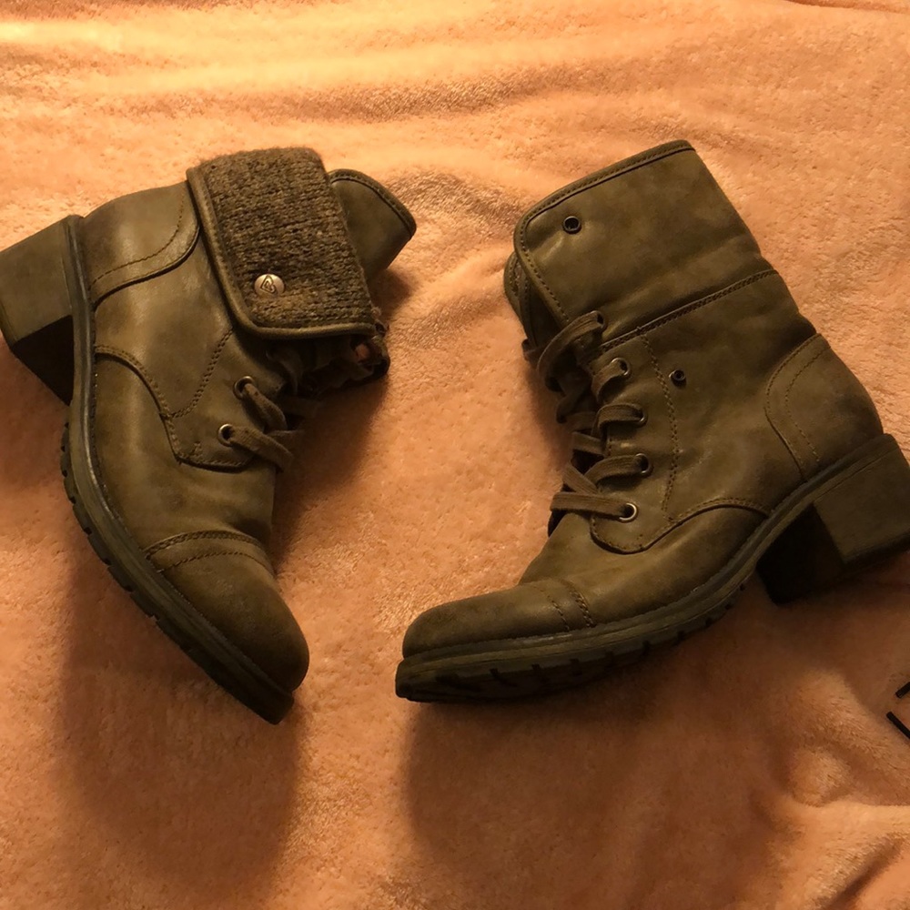 Roxy low booties